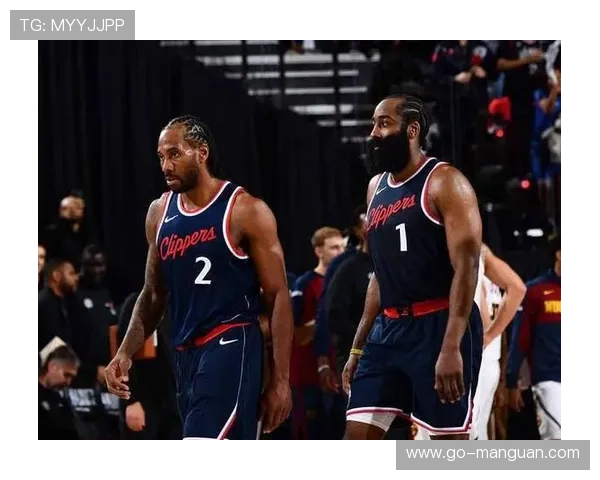 快船连败困境,哈登独木难支球队前景黯淡 快船连败困境,哈登独木难支球队前景黯淡