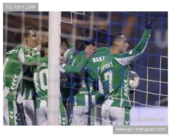 欧联杯：萨格勒布迪纳摩vs布加勒斯特星，东欧内战